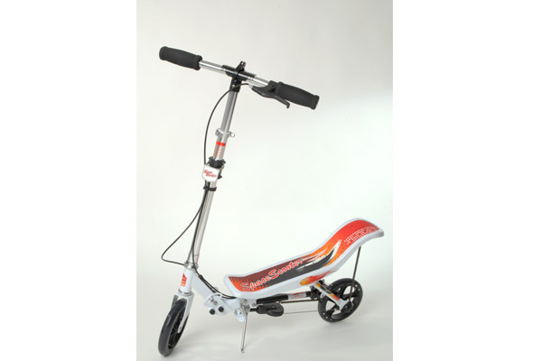 Space-Scooter-1